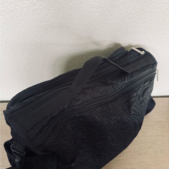 LeSportsac Convertible 2-in-1 Black Weekender Laptop Duffel Bag Travel Backpack main image 7